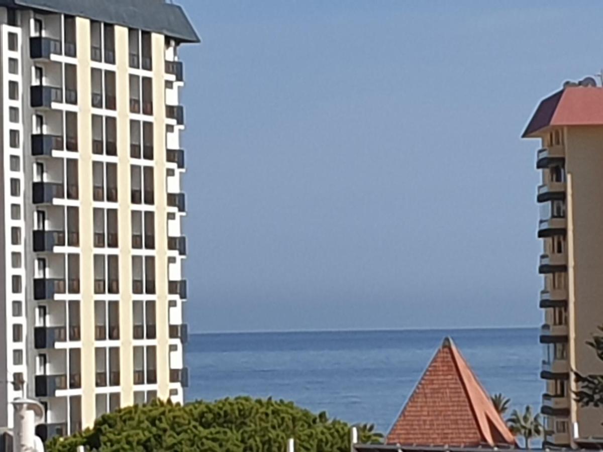 Apartamento Pyramides Costa Del Sol Apartment *