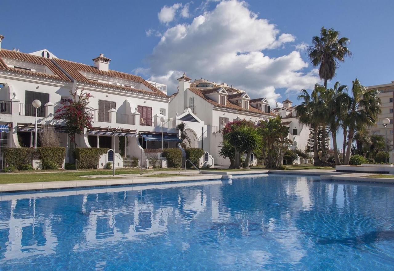 Lovely Townhouse Next To The Beach Casa de férias Fuengirola
