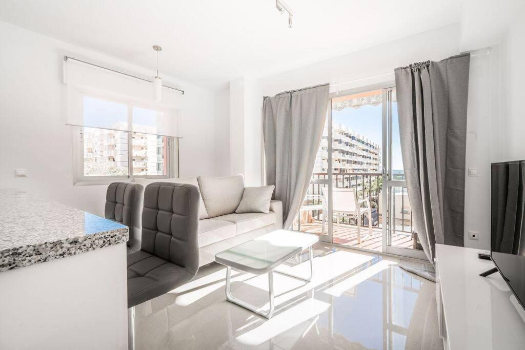 Stunning Gem With And Sea Views * Fuengirola