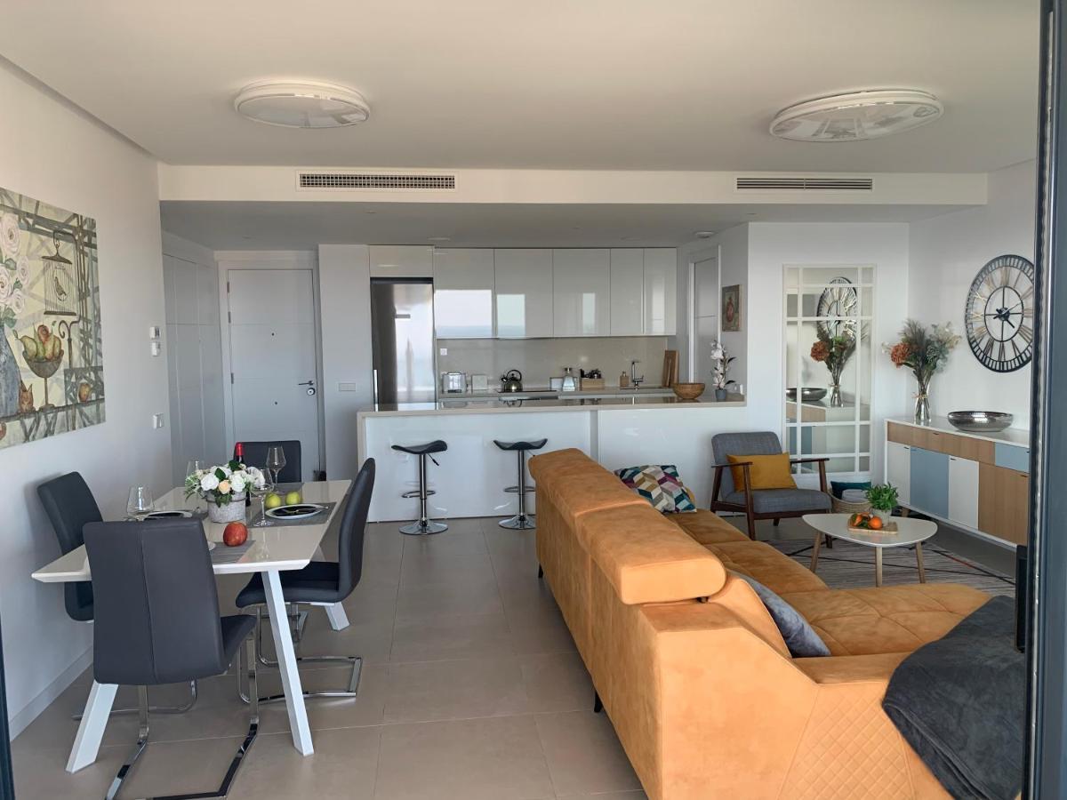 Apartment Middle Views