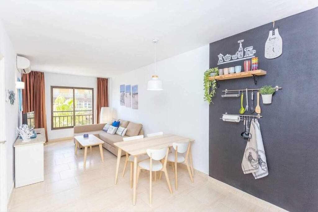 Precioso Apartamento Frente Al Mar Con Piscina Huoneisto Fuengirola