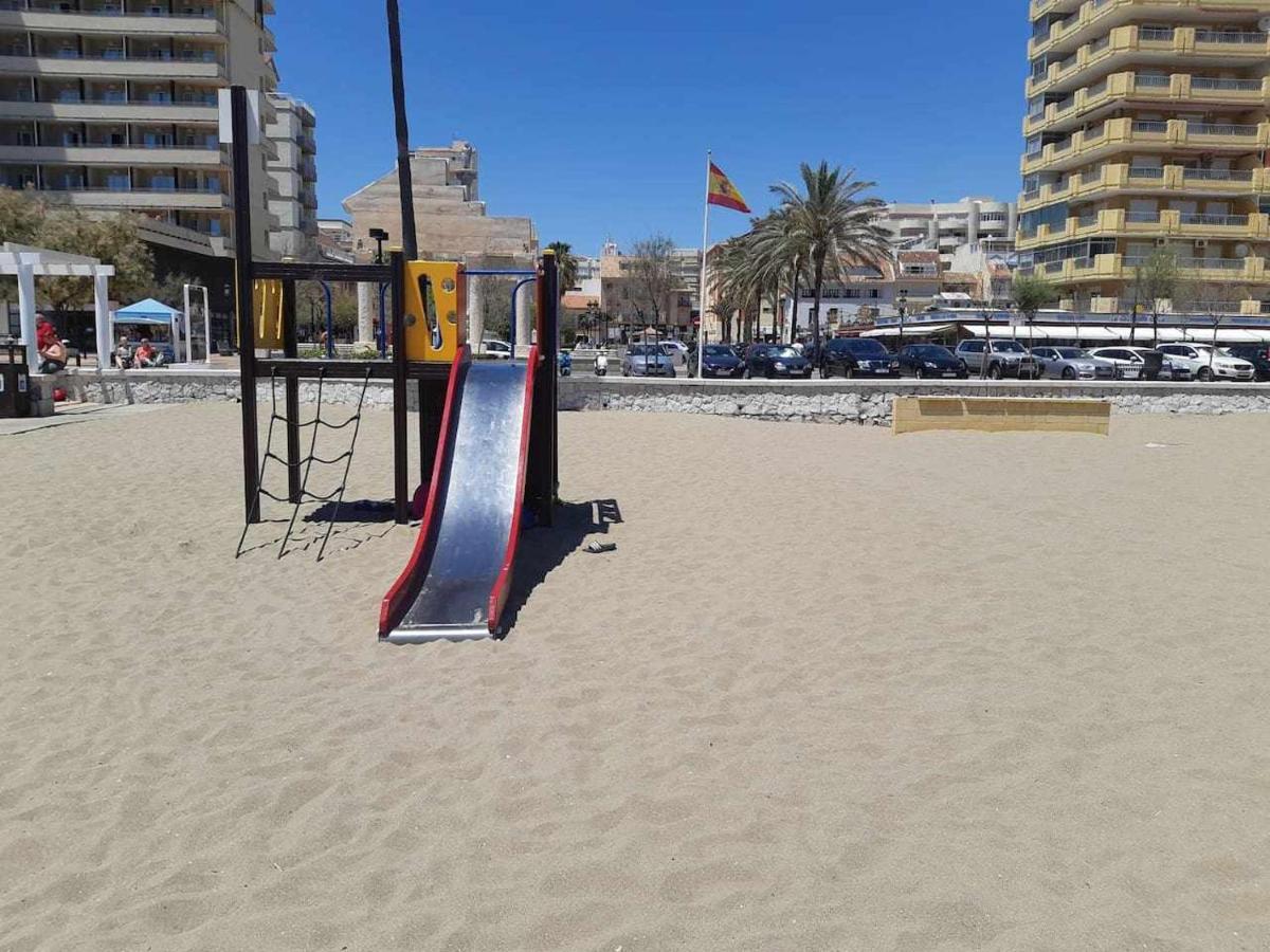 Huoneisto Precioso Apartamento Frente Al Mar Con Piscina
