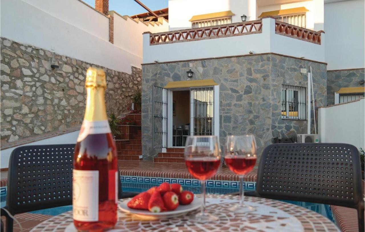 Apartment In Fuengirola, Malaga With Kitchen *