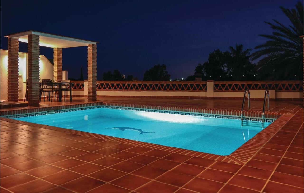 In Fuengirola, Malaga With Kitchen