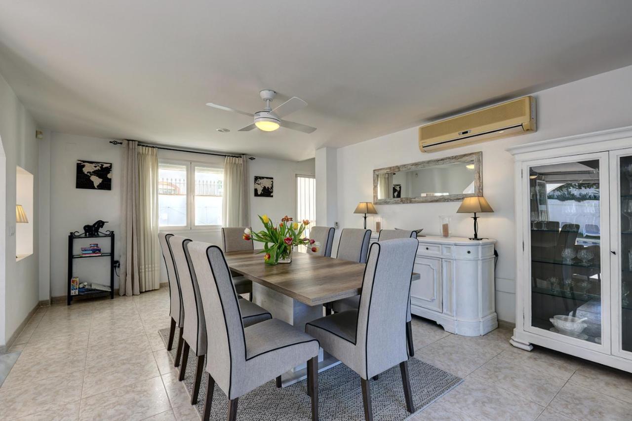 088 Bright And Spacious Andalusian Style With Private Pool Villa Fuengirola