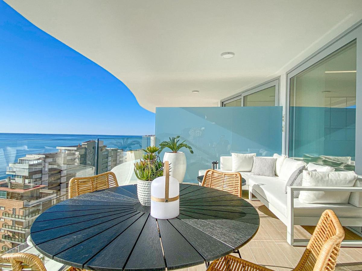 Apartment Amazing Sea Views - The Wave, Brand New *