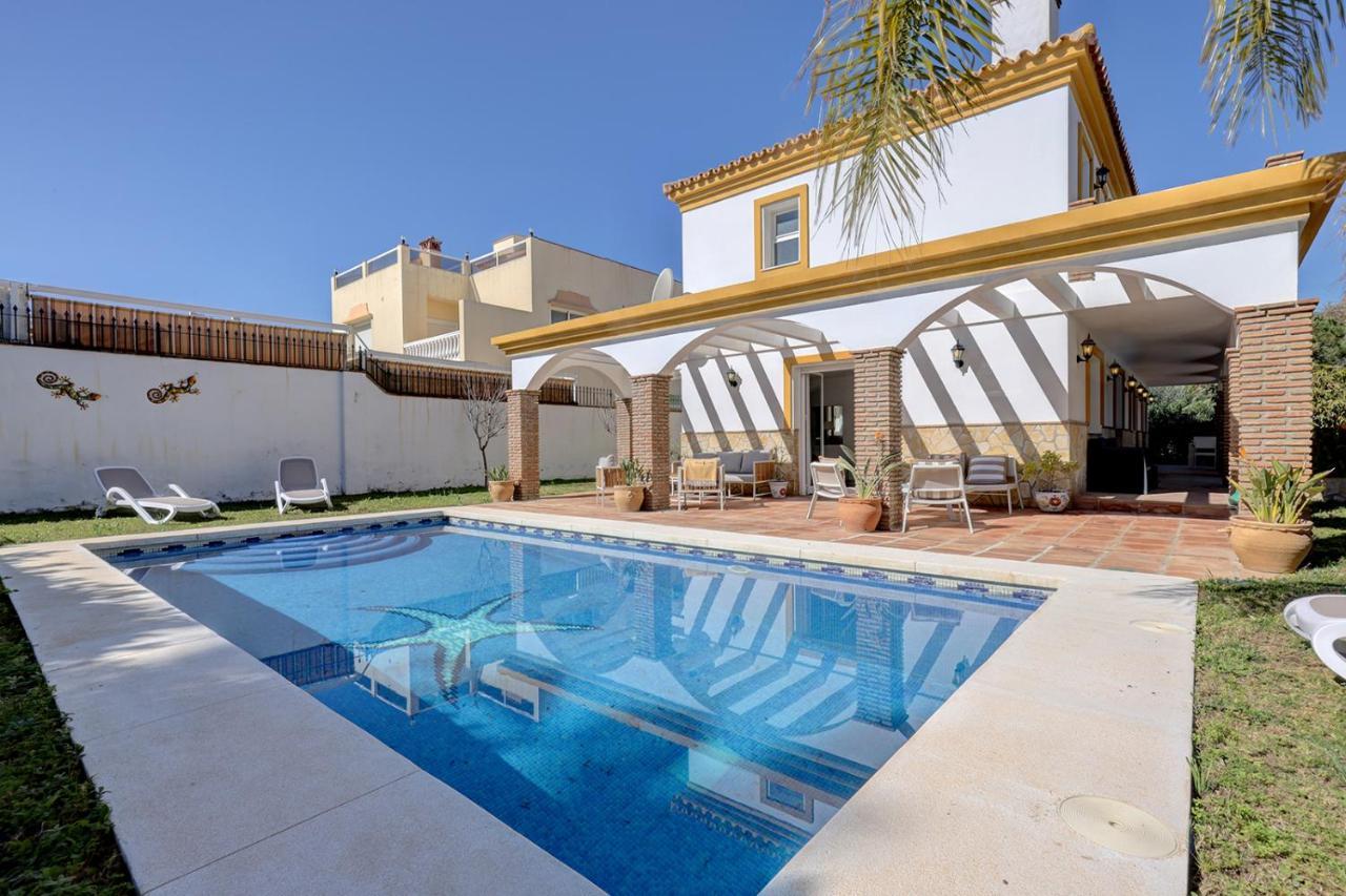 088 Bright And Spacious Andalusian Style With Private Pool Villa *