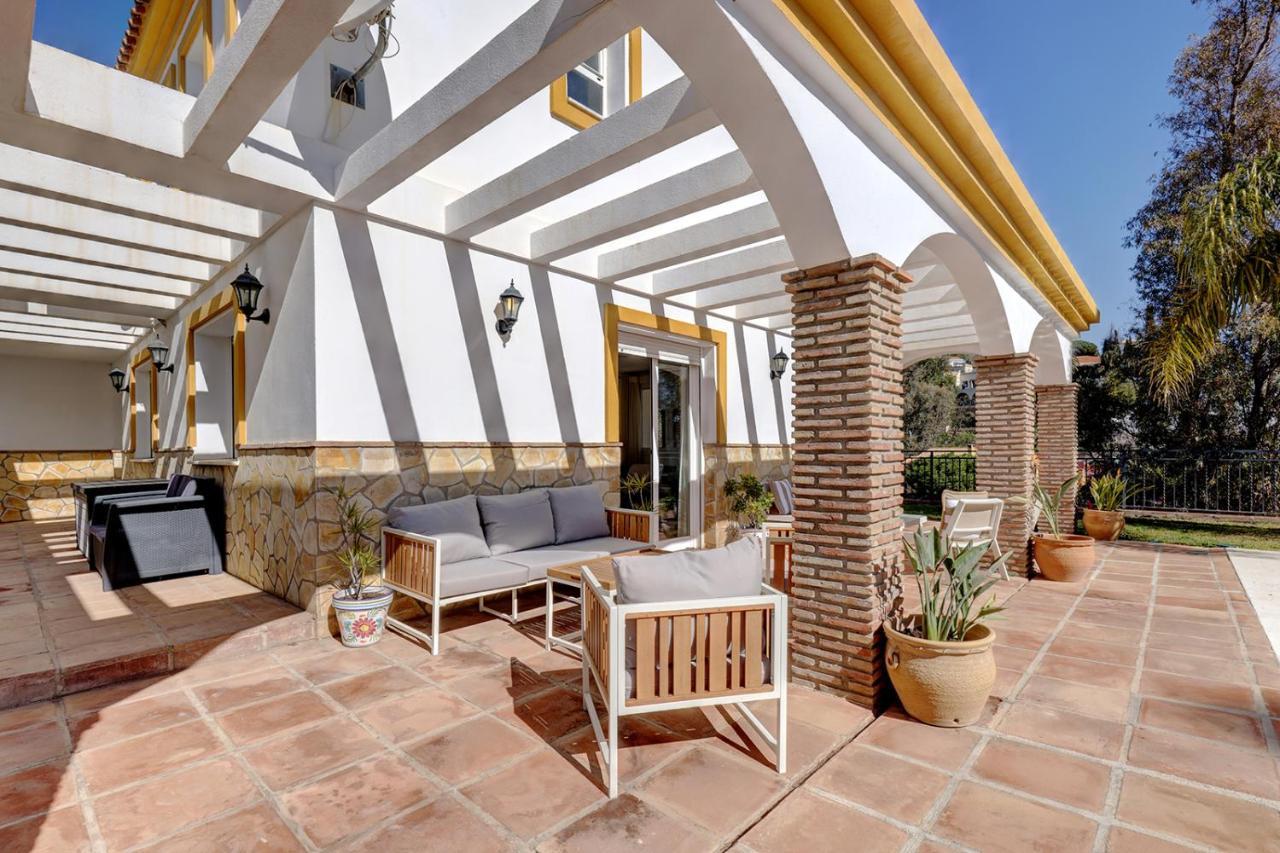 088 Bright And Spacious Andalusian Style With Private Pool Fuengirola