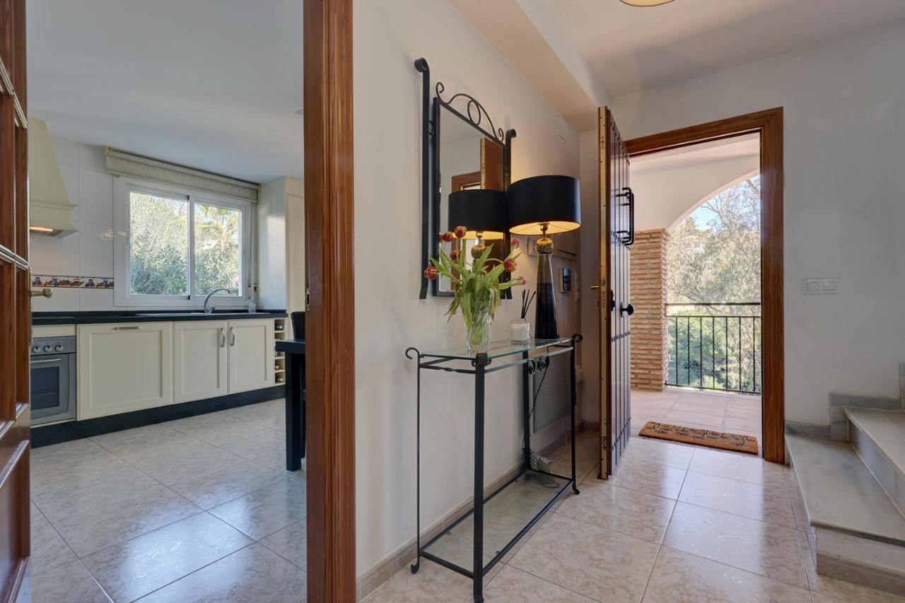 Villa 088 Bright And Spacious Andalusian Style With Private Pool Fuengirola