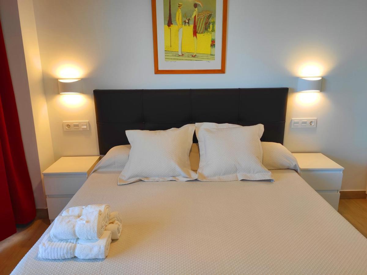 Apartamento Beachfront -- New Luxury -- 1ª Linea Playa -- Centro De -- Private Parking -- Panoramic Sea Views