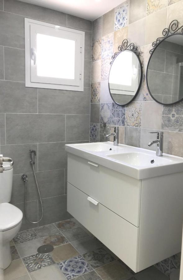 Apartment New 2br 100m-to-beach Free Parking