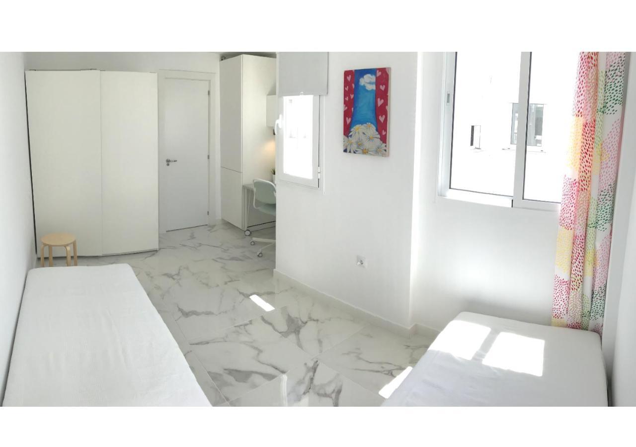 New 2br 100m-to-beach Free Parking Fuengirola