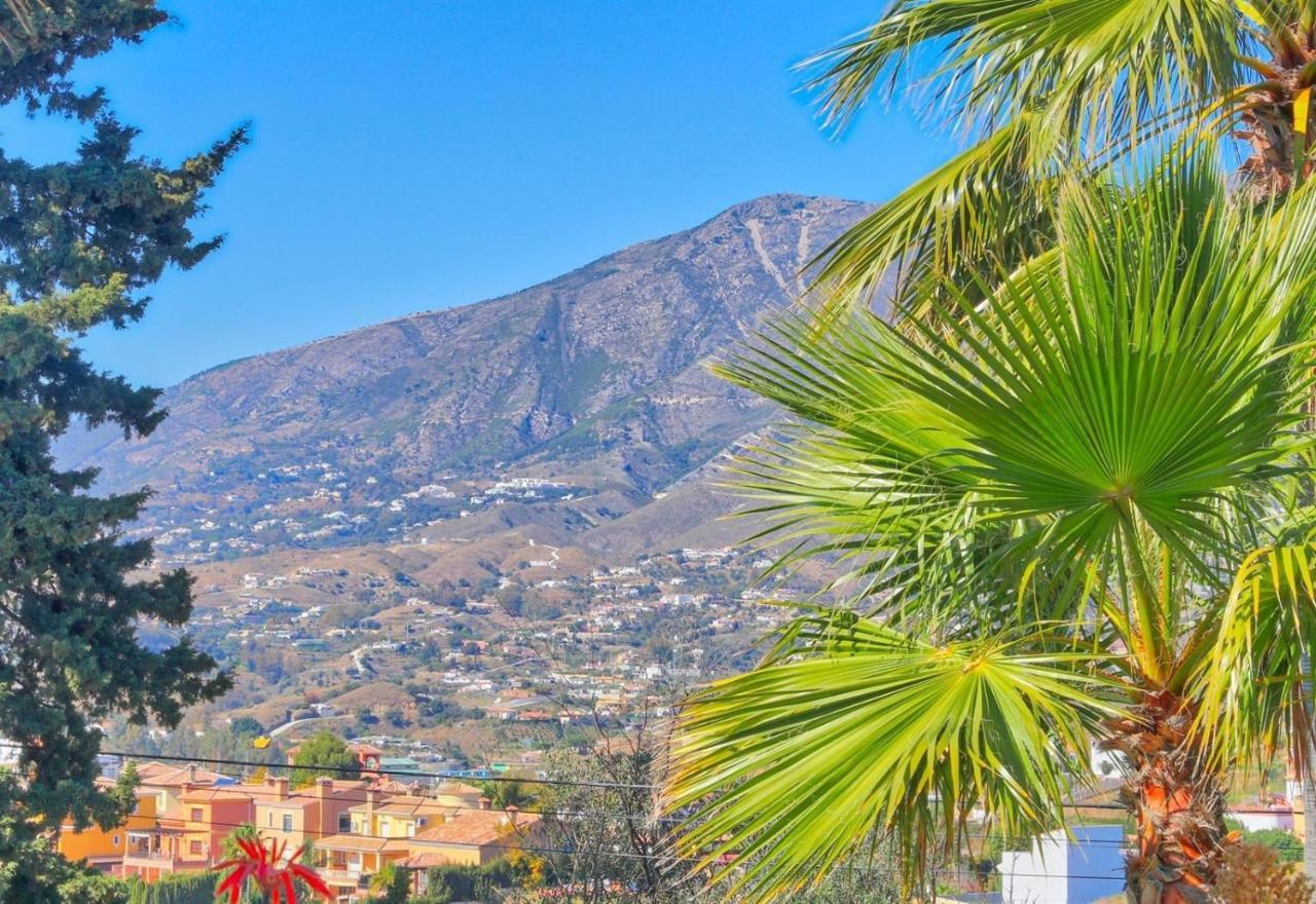 Amazing With Panoramic Views Huvilat Fuengirola