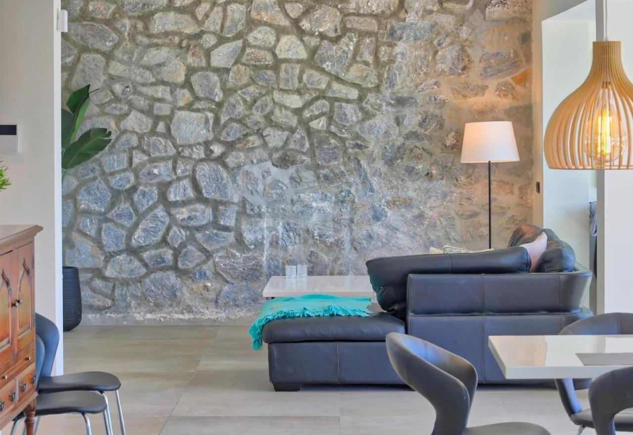 Amazing With Panoramic Views Huvilat *
