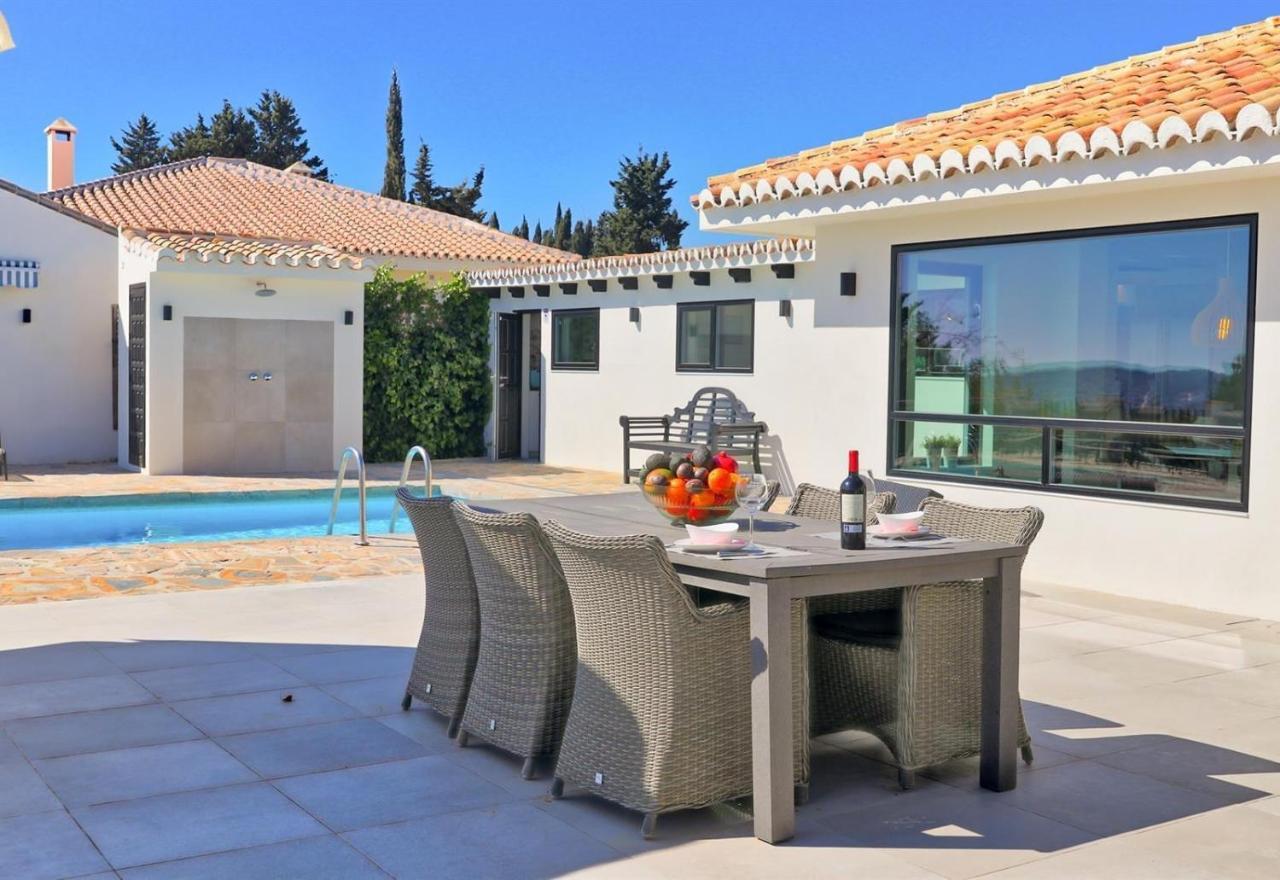 Amazing With Panoramic Views Huvilat Fuengirola