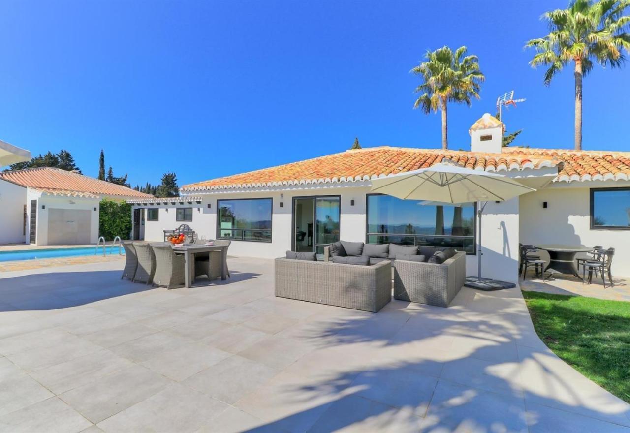 Amazing With Panoramic Views Huvilat *