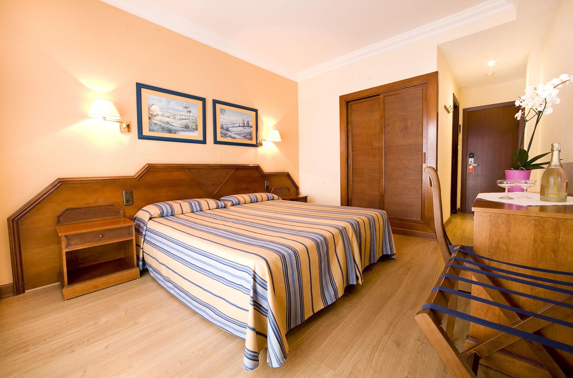 Hotel Monarque Park