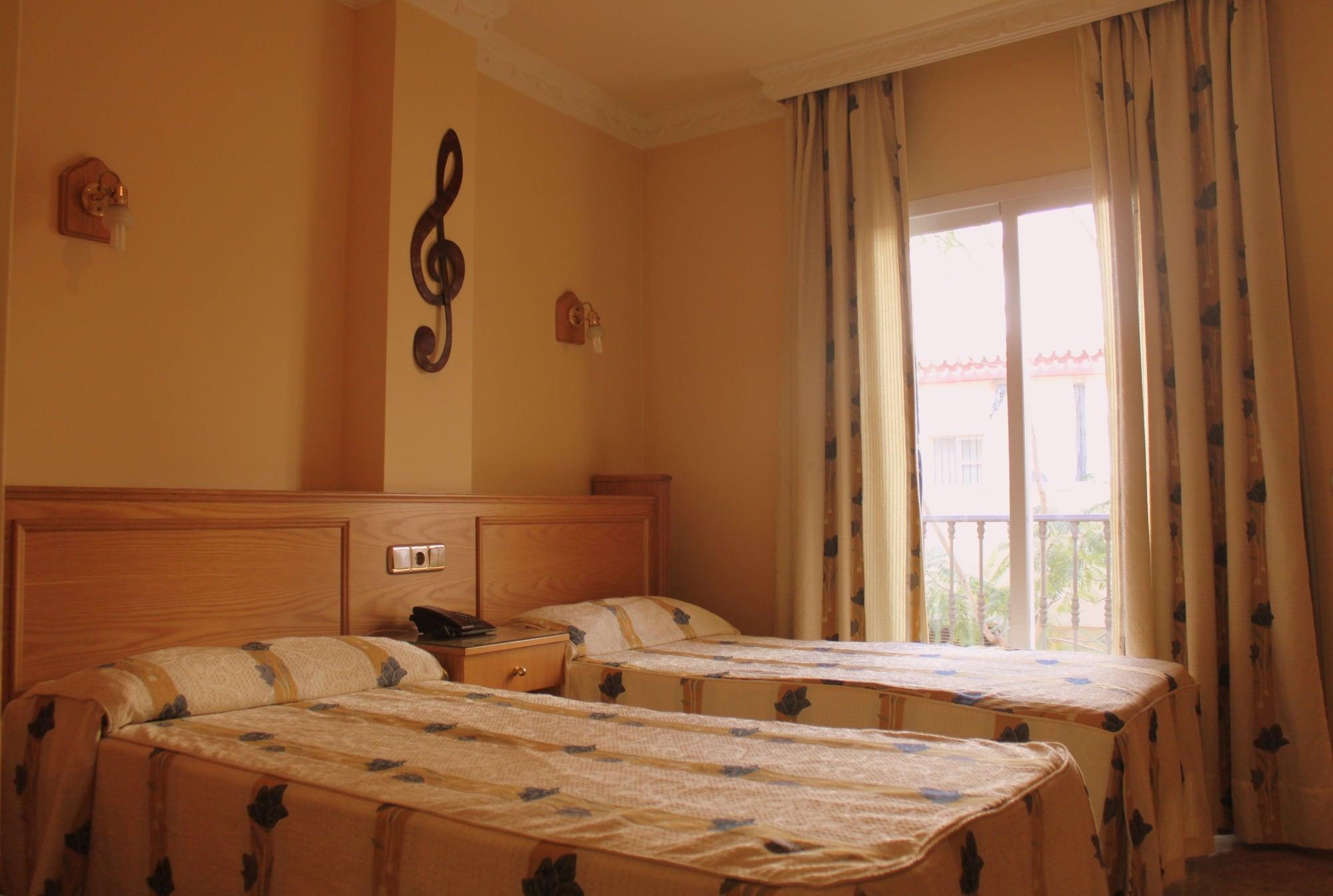 Hotel Agur 2*