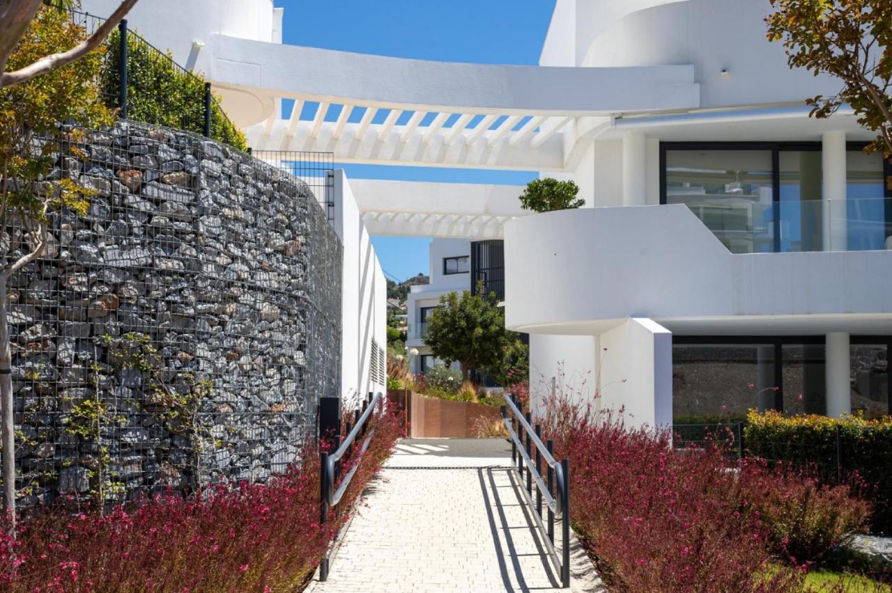 Higueron West Luxury Apartamento *