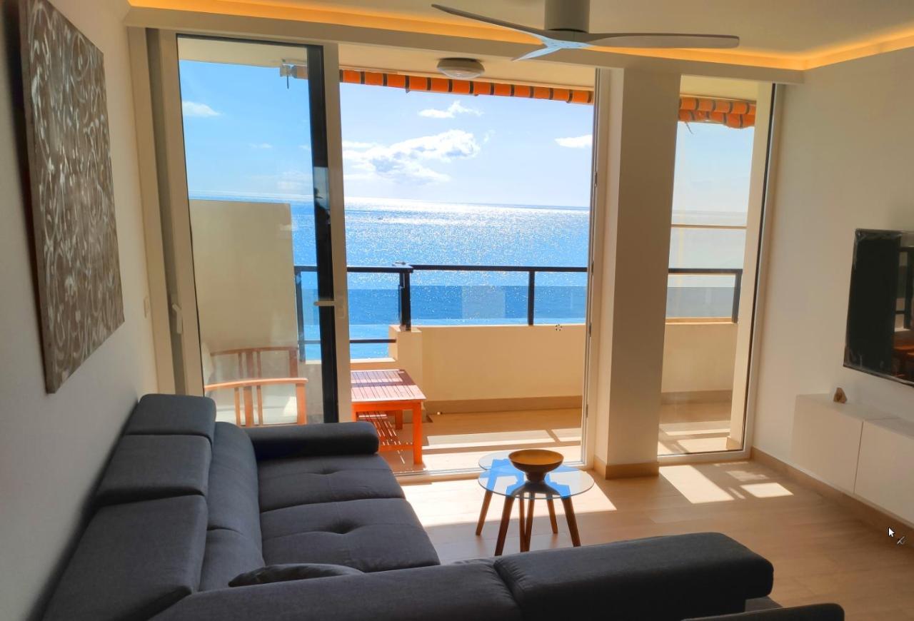 Apartamento Beachfront -- New Luxury -- 1ª Linea Playa -- Centro De -- Private Parking -- Panoramic Sea Views