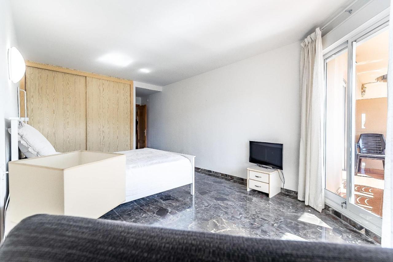 Apartment 69-penthouse With Views In Torreblanca,