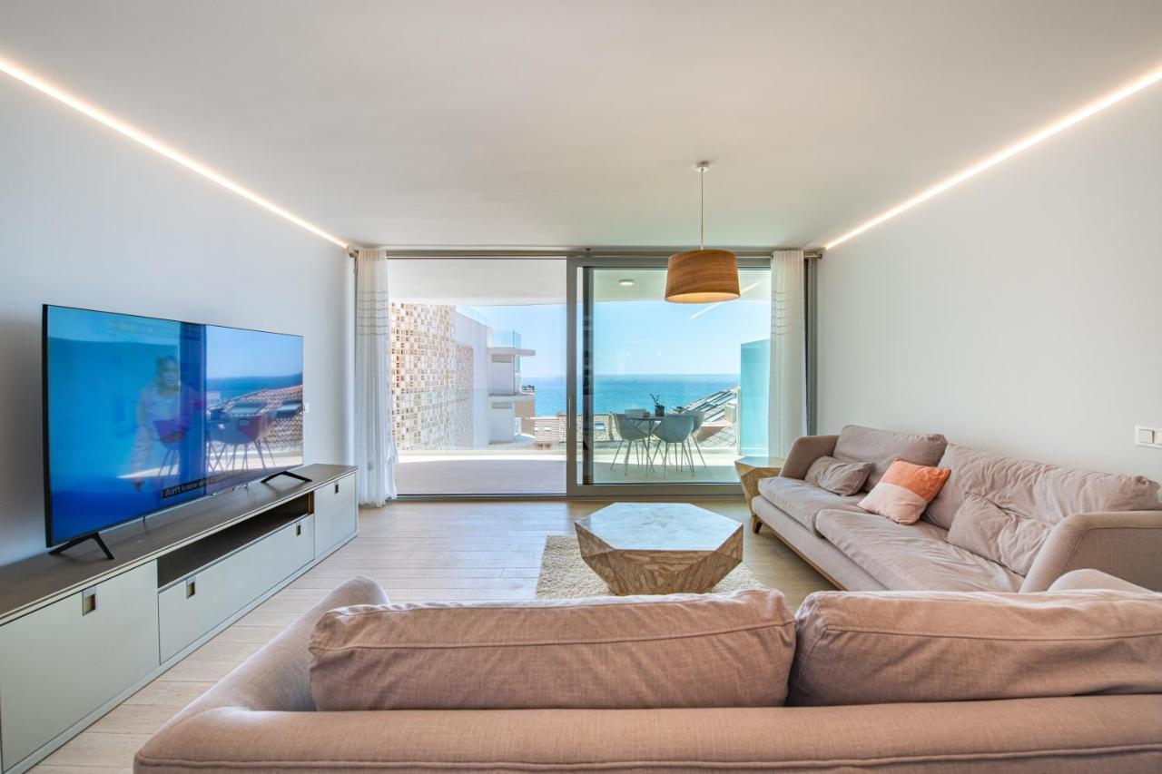 Excellent Two Bedroom Apartment *