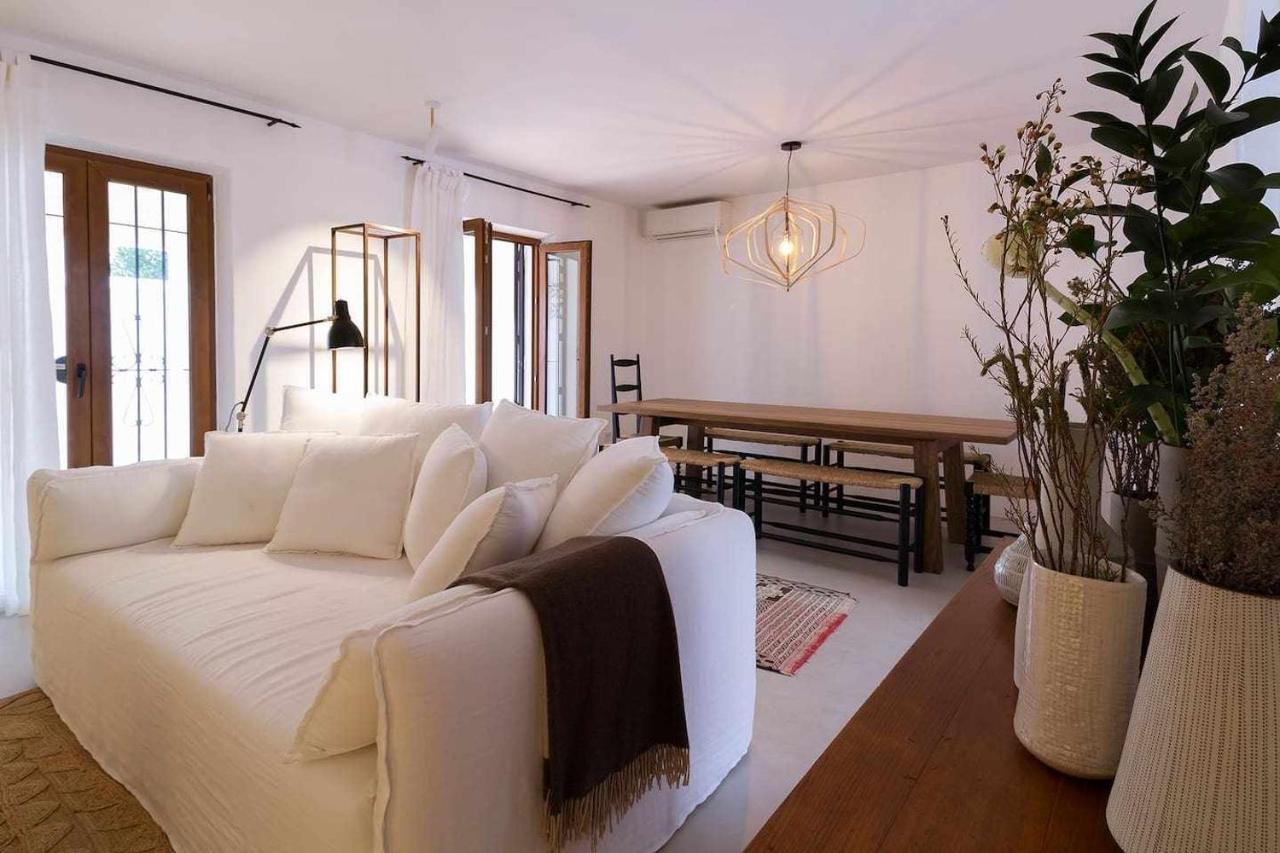 Vivendos New Y Luxury House At Center *