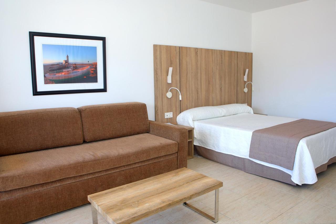 Pyr Aparthotel
