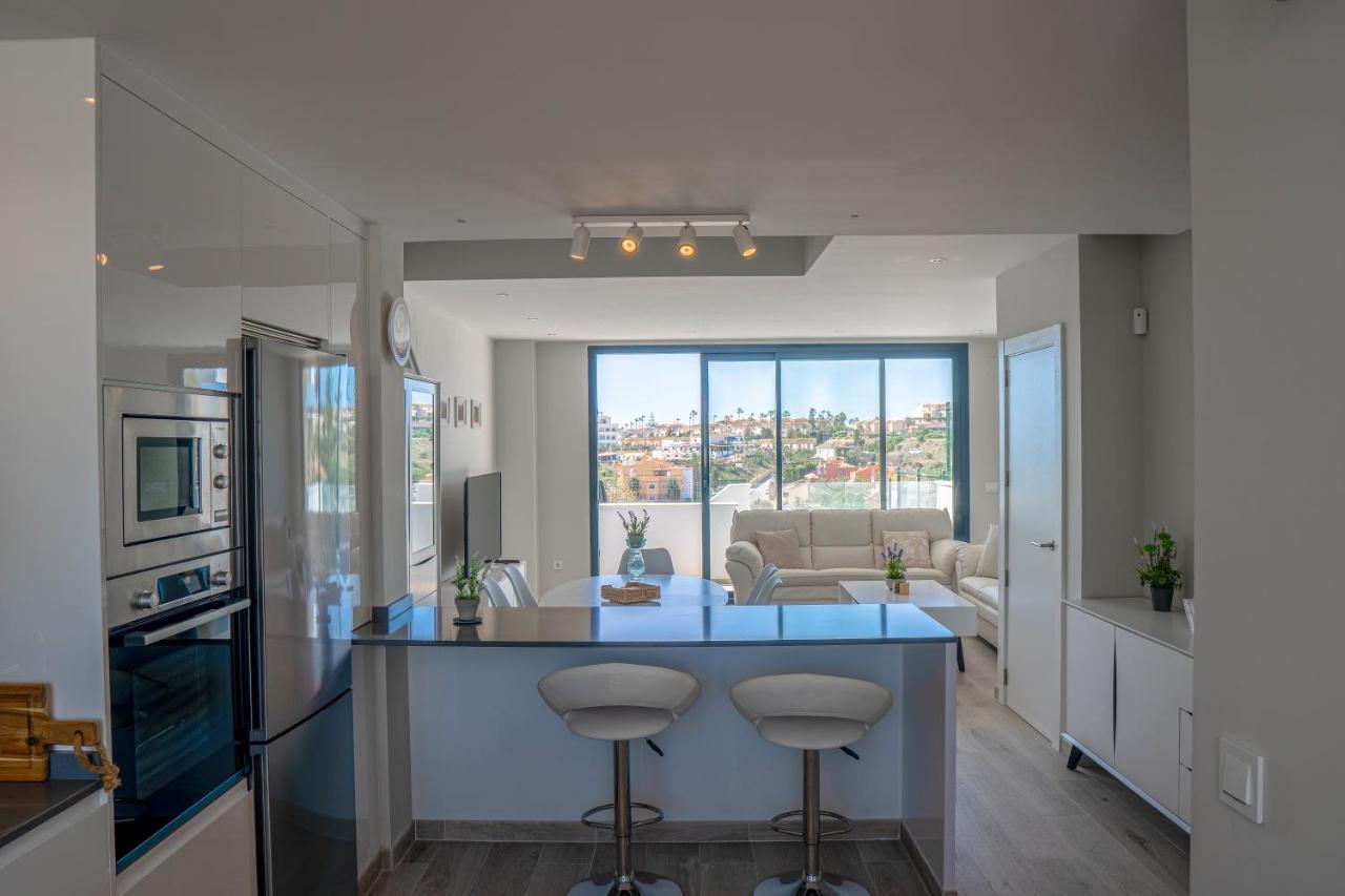 Stunning Villamar, Next To The Beach *