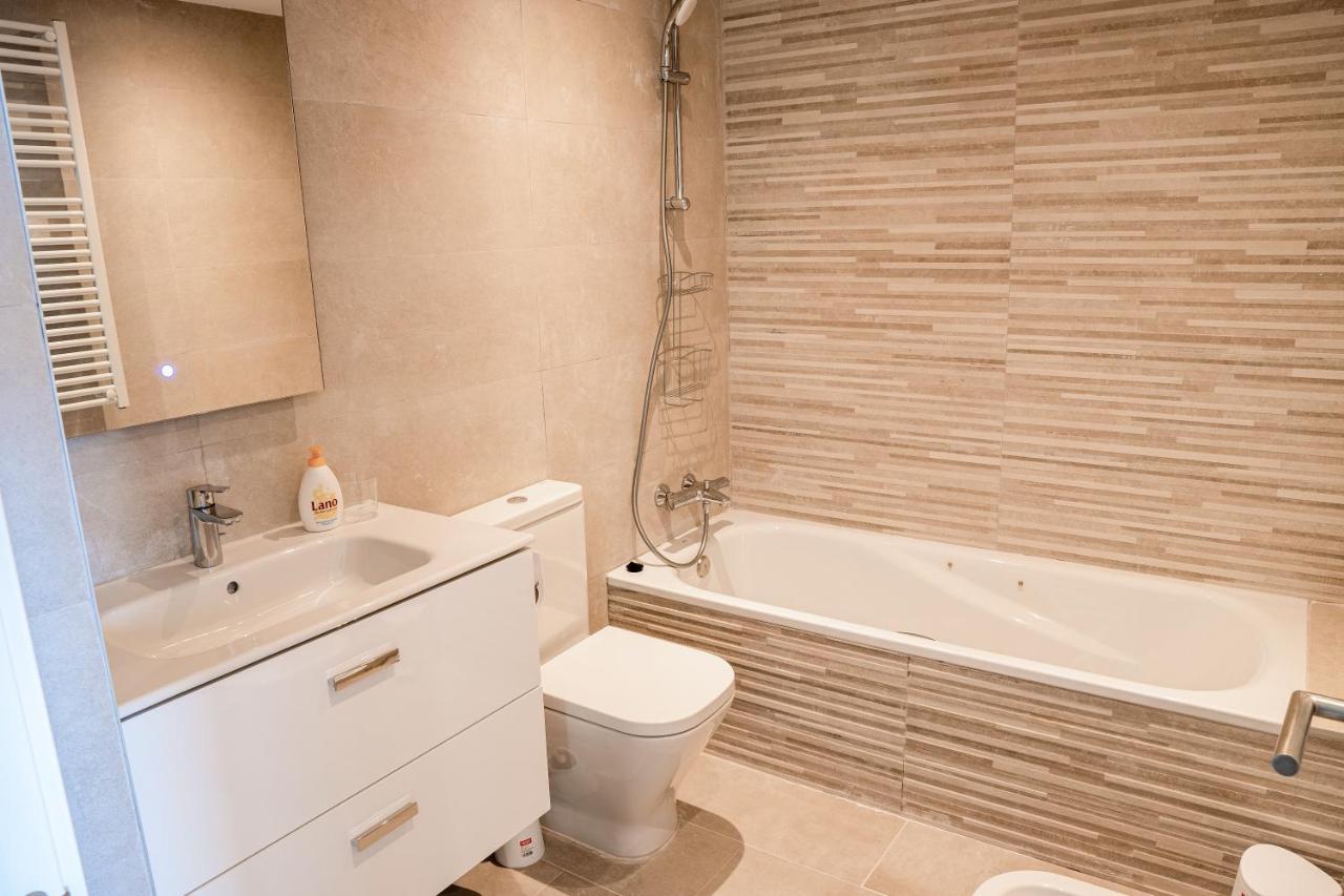 Stunning Villamar, Next To The Beach Holiday home Fuengirola
