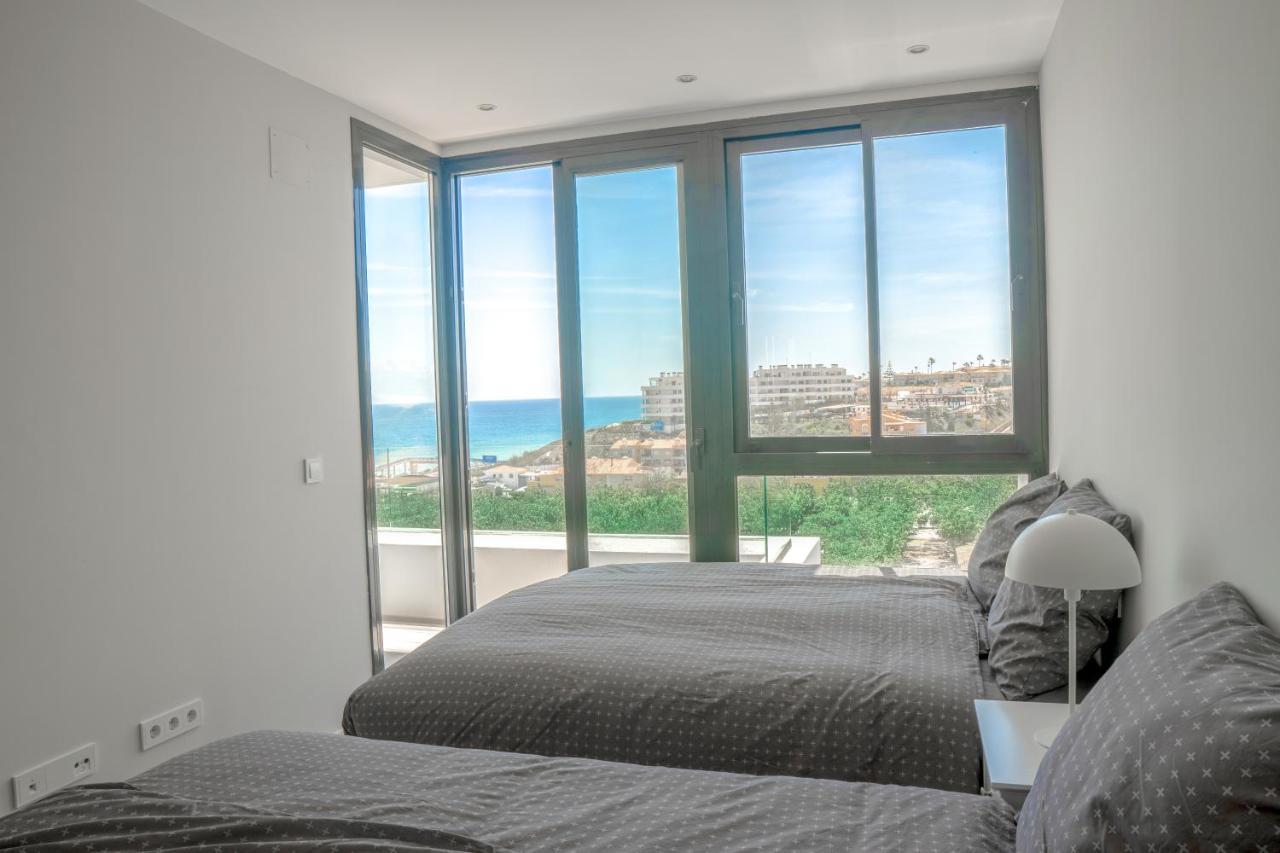 Stunning Villamar, Next To The Beach