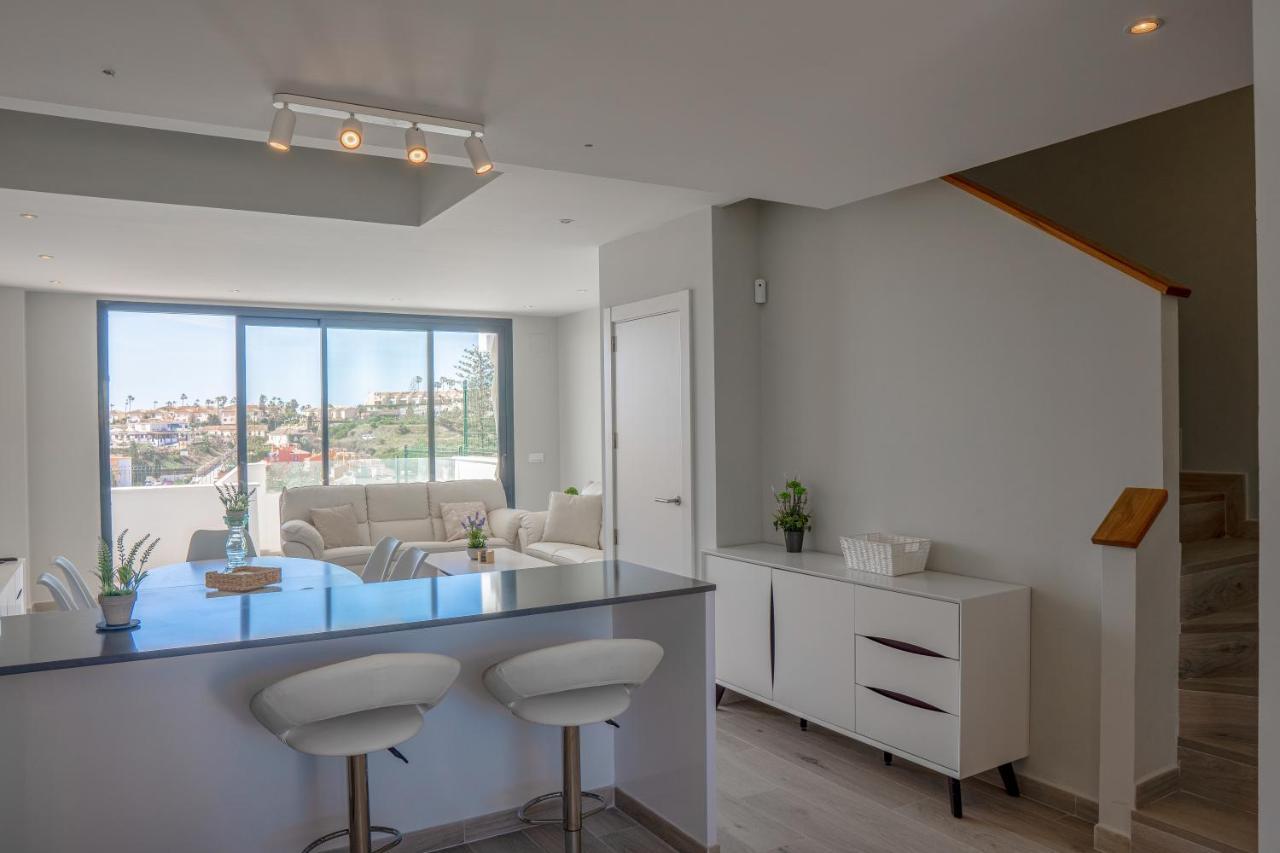 Stunning Villamar, Next To The Beach Vakantiehuis *