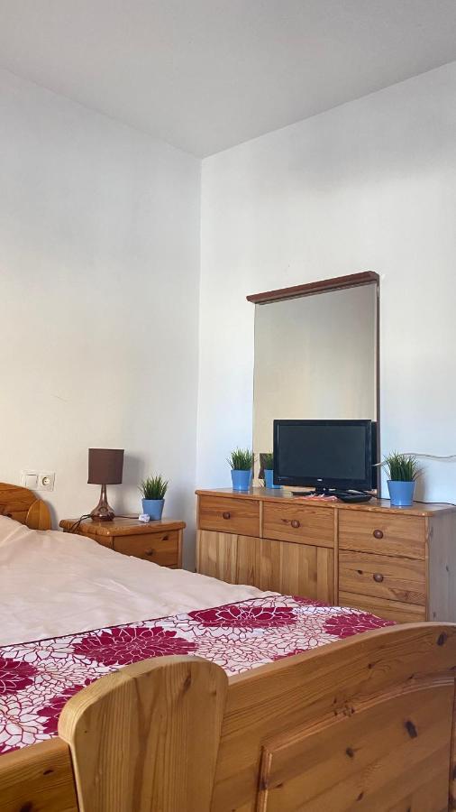 Amplio Y Céntrico Con Aparcamiento Gratuito Alrededor Apartamento Fuengirola