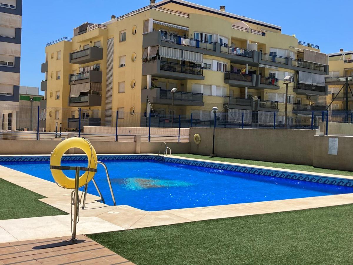 Apartamento En Con Piscina Y Parking *