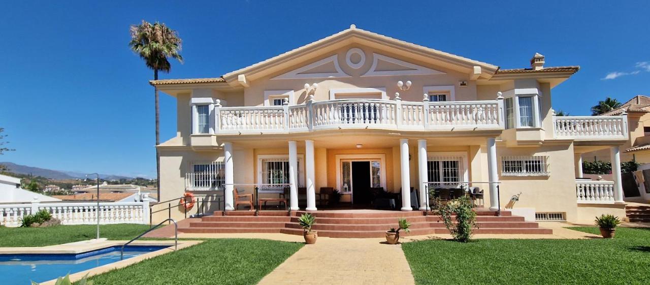 Villa Golden Costa Del Sol - Big Private Pool - Bbq - Good Location *