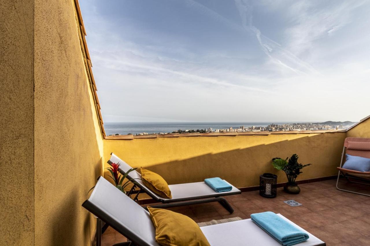 Casa Sol Duplex Penthouse, Pool, Bbq, Sauna, Gym * Fuengirola