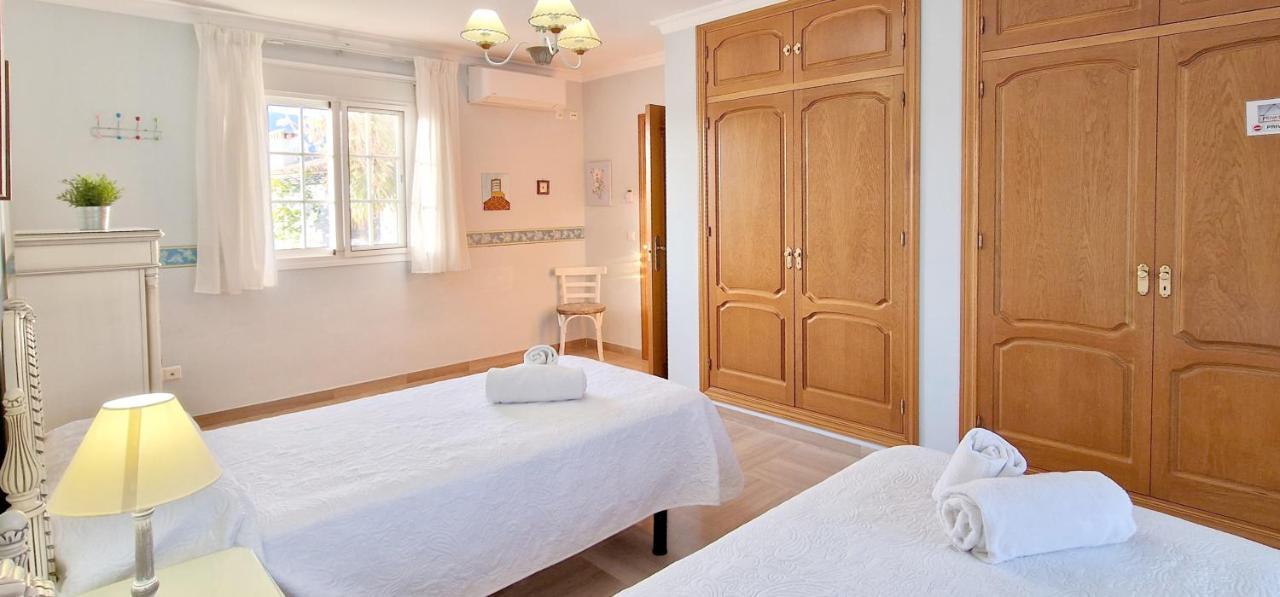 Golden Costa Del Sol - Big Private Pool - Bbq - Good Location