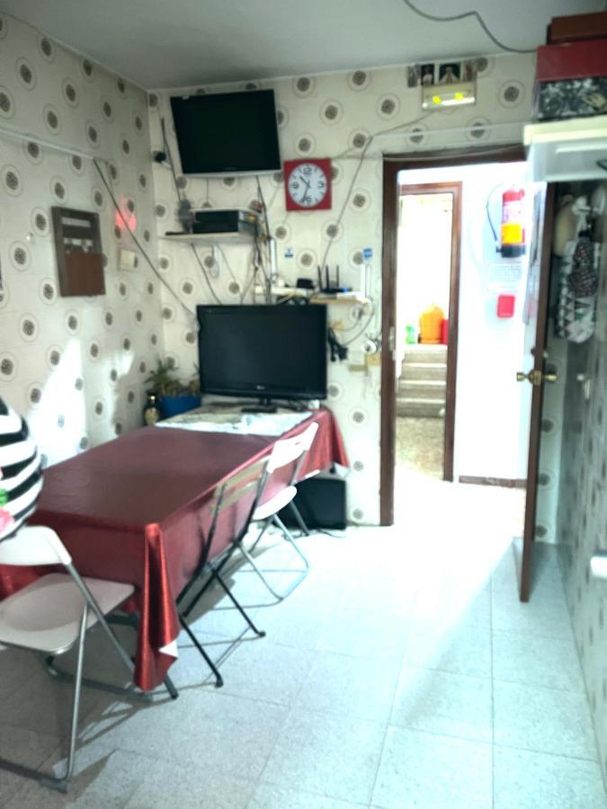 Los Faroles Guest house *