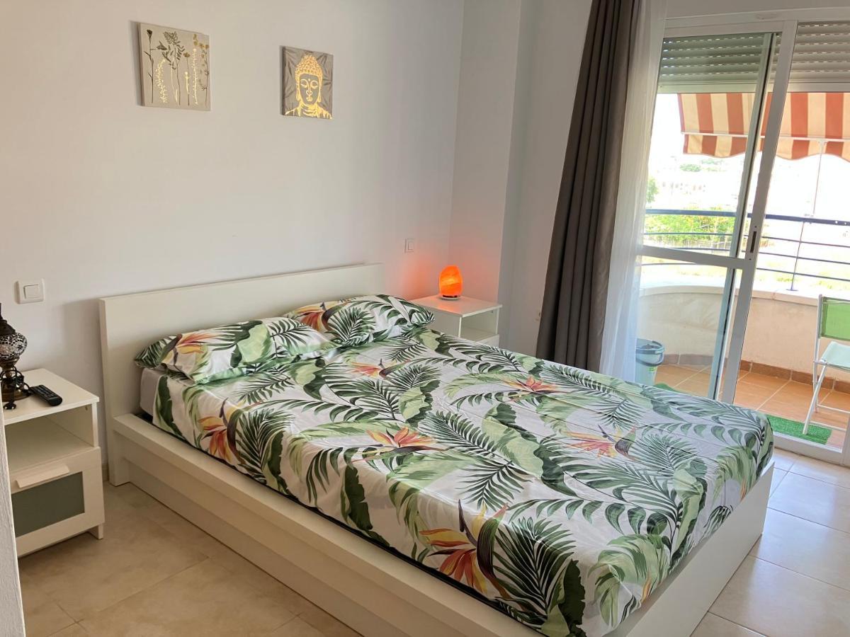 Apartamento En Con Piscina Y Parking Fuengirola