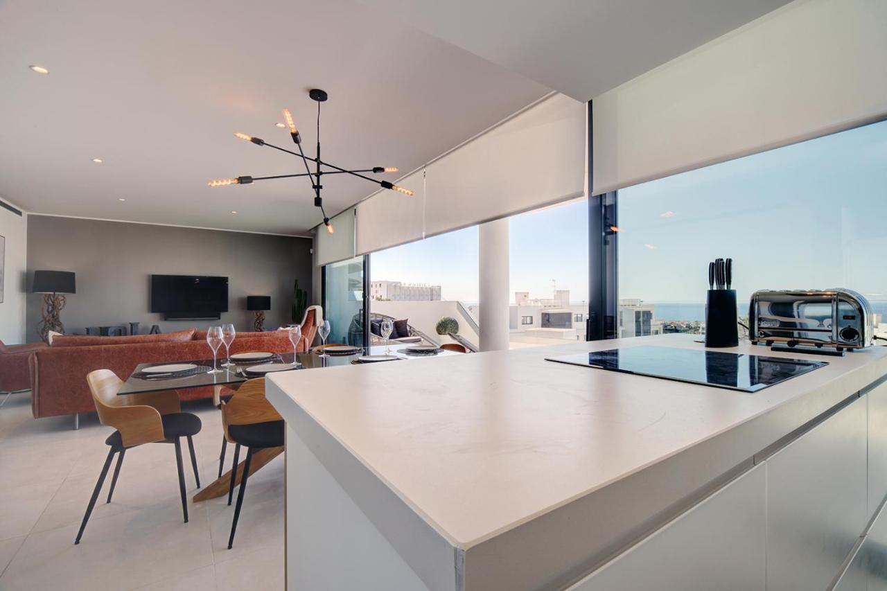 Stylish Three Bedroom @ Higueron West! * Fuengirola
