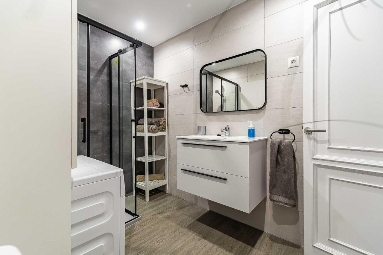 76-lovely Front In Appartement *