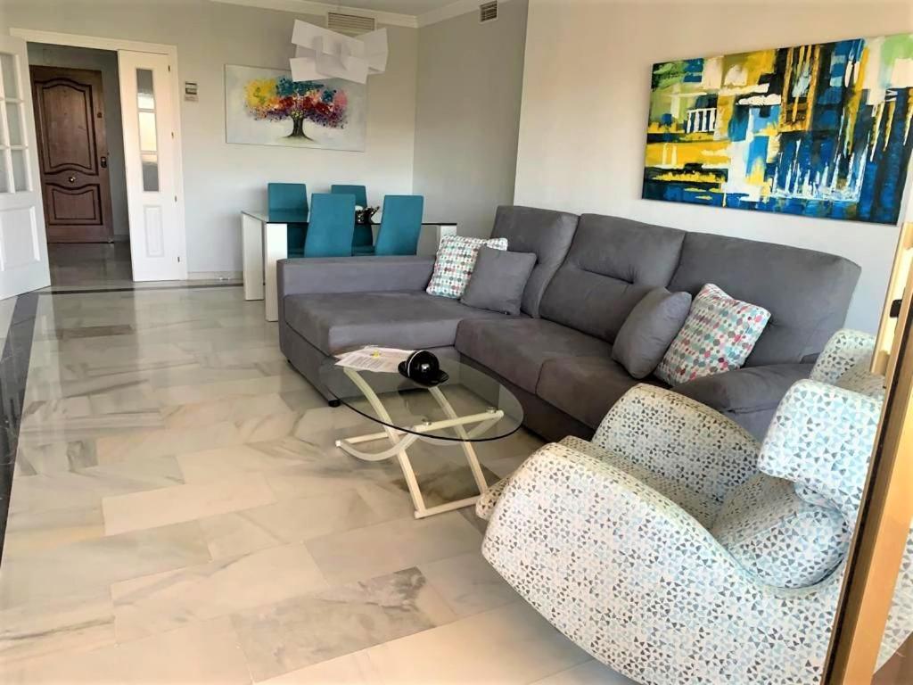 Apartamento Frente A La Playa Dona Sofia E