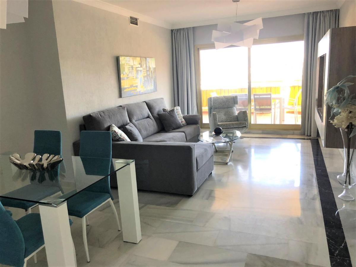 Apartamento Frente A La Playa Dona Sofia E *