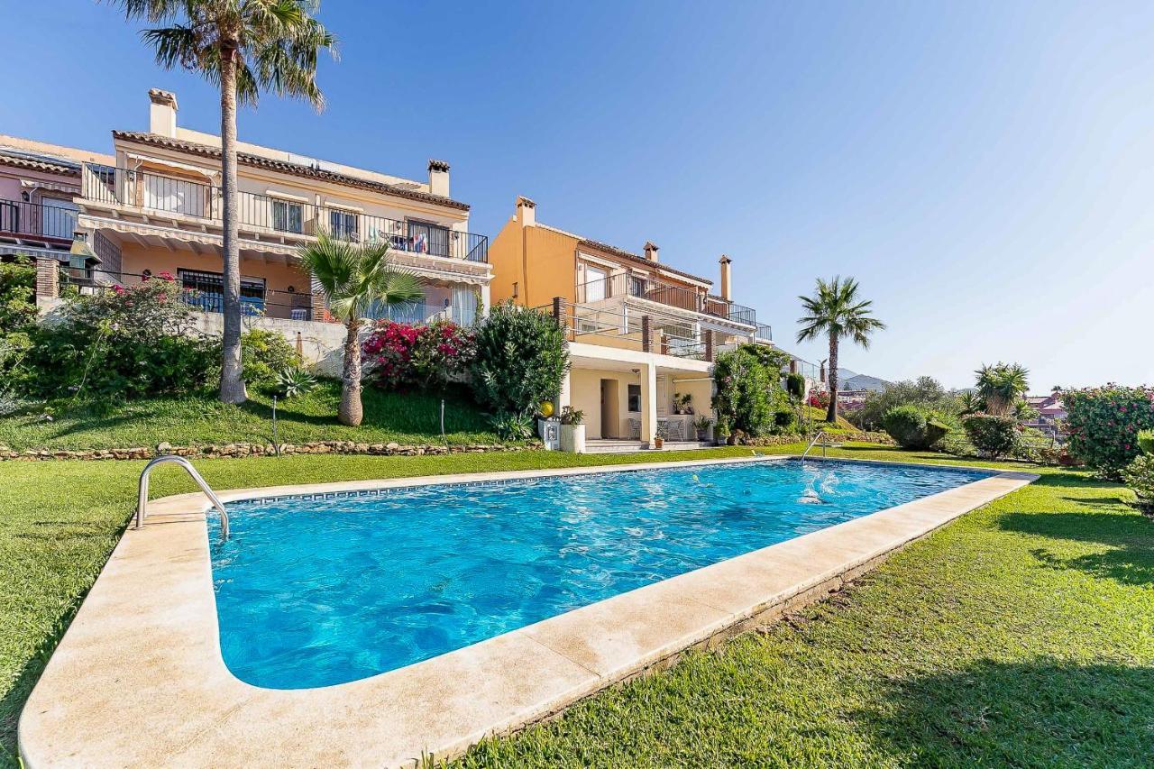 77-townhouse With Stunning Views In Fuengirola! *