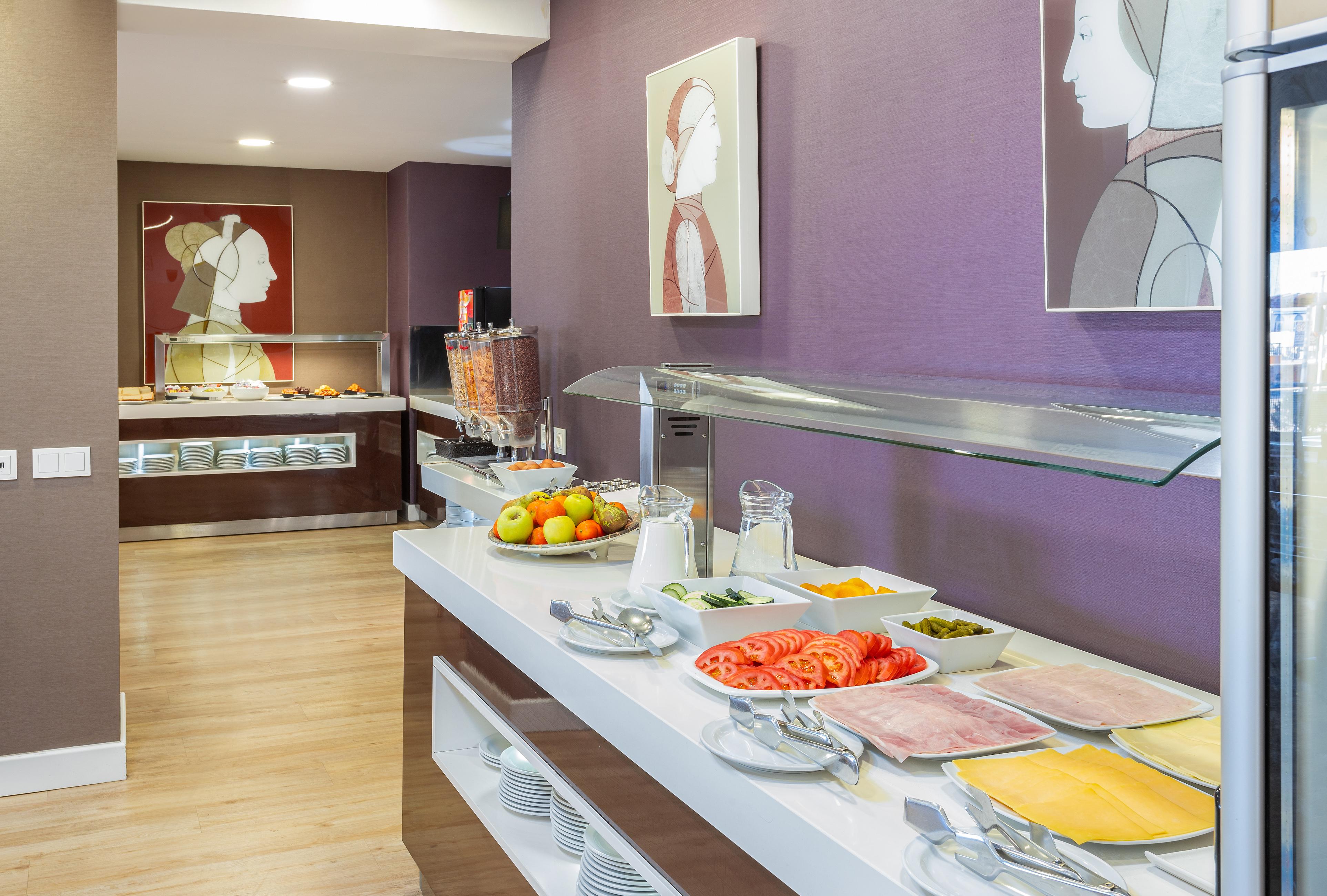 Pyr Aparthotel Fuengirola