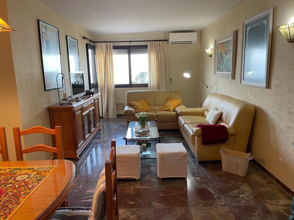 Apartamento Primera Linea Playa. *