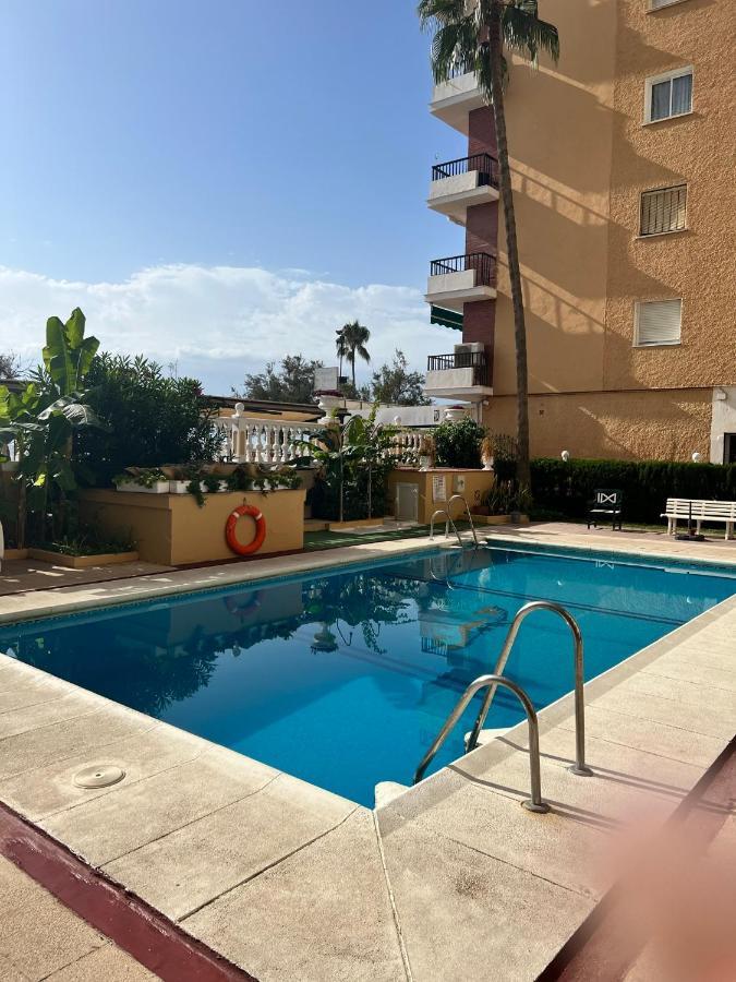 Paseo Maritimo 27