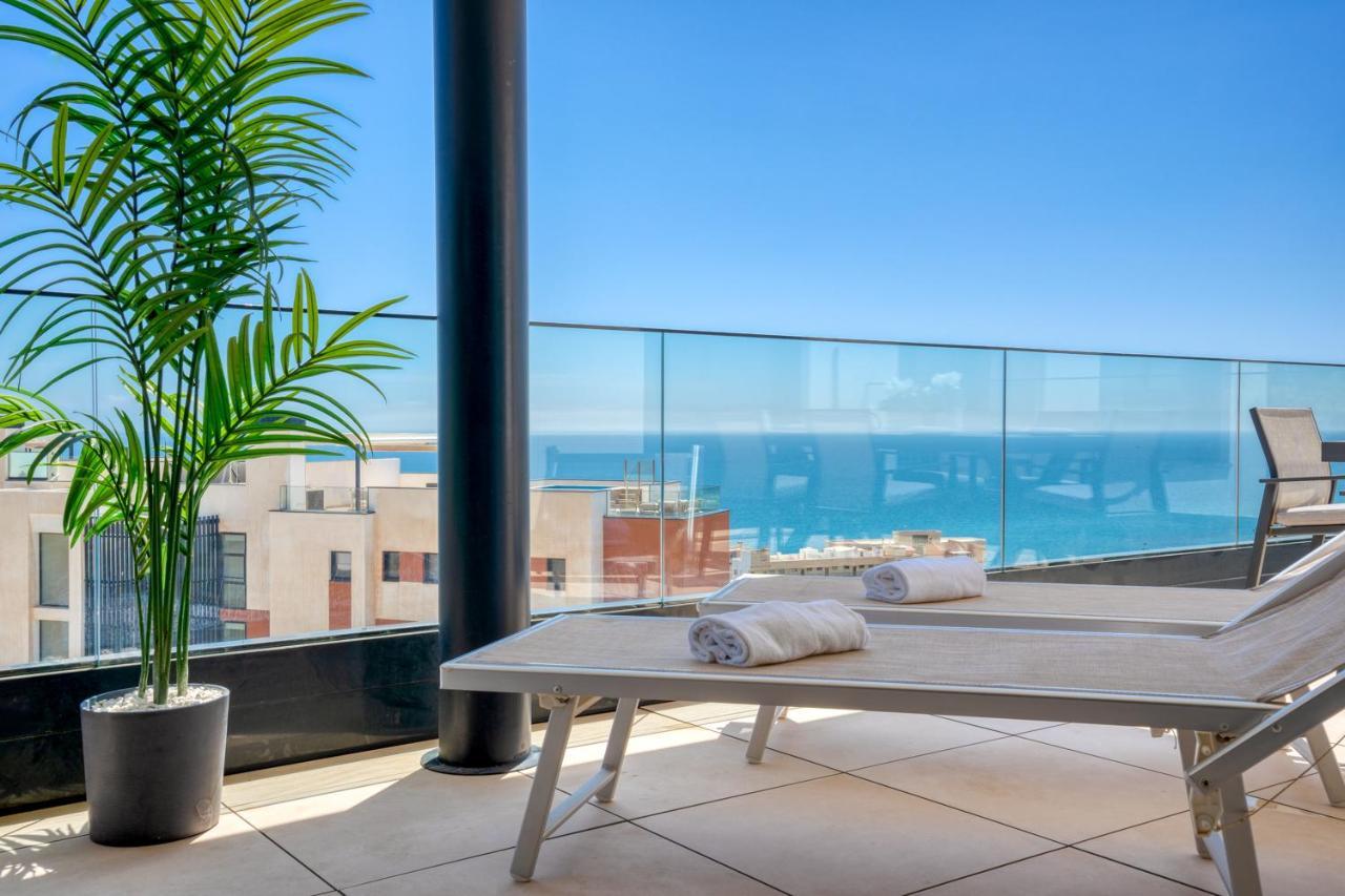 Apartment Luxurious With Pool And Gym El Higueron By Costarentals - Ref 149 *
