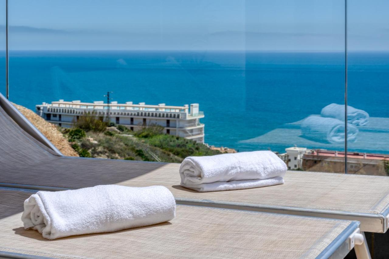 Apartment Luxurious With Pool And Gym El Higueron By Costarentals - Ref 149