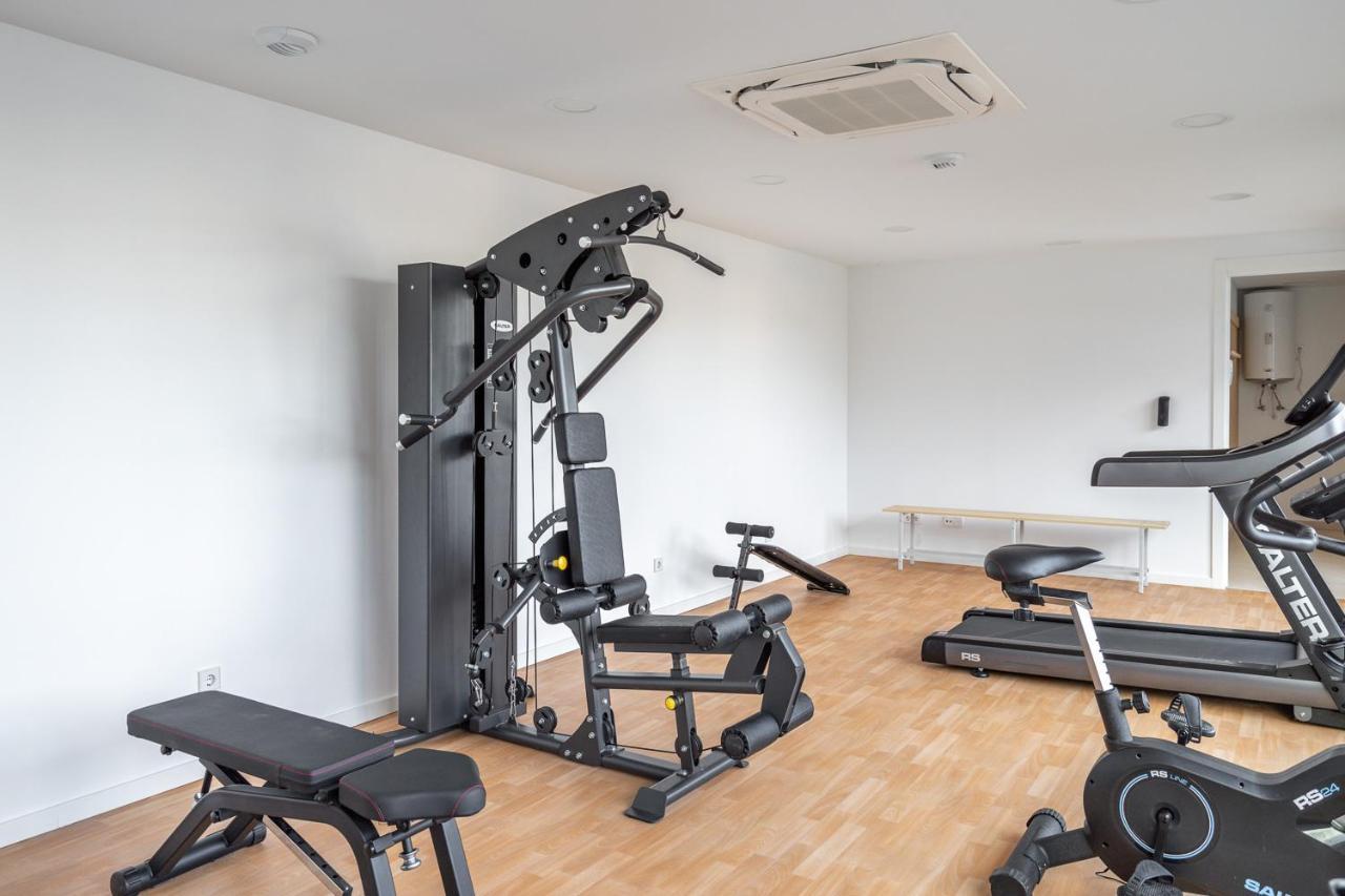 Luxurious With Pool And Gym El Higueron By Costarentals - Ref 149 *